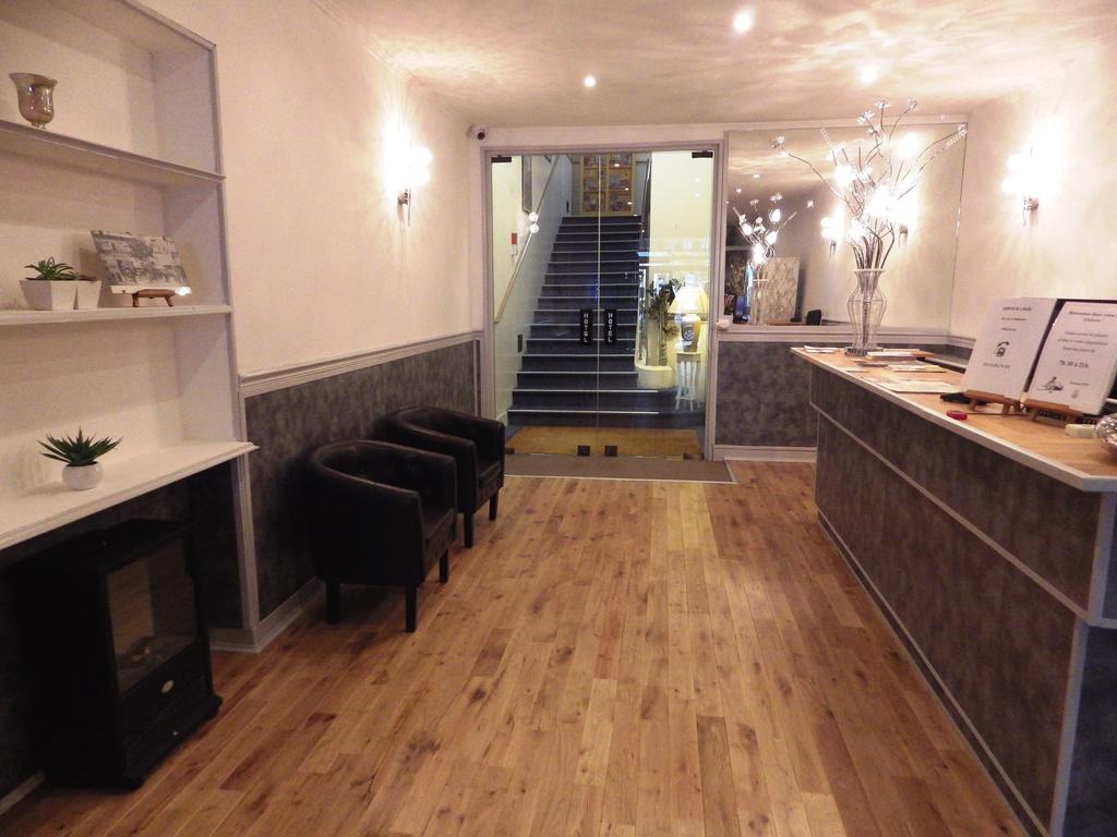 Hotel Univers Carpentras Dış mekan fotoğraf