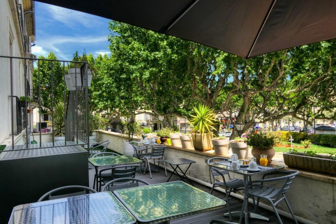 Hotel Univers Carpentras Dış mekan fotoğraf